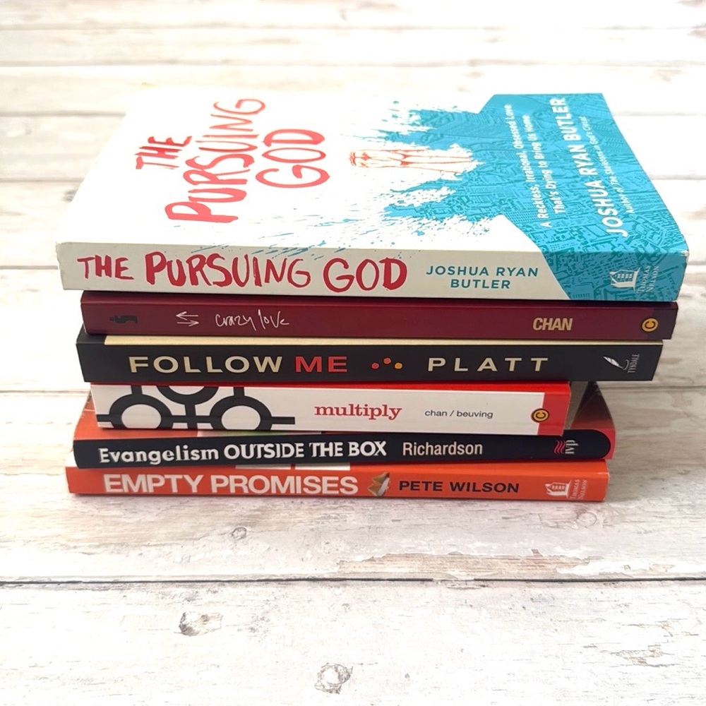 Christian Nonfiction Books Bundle Lot of 6 Faith Jesus Pursuing God Books